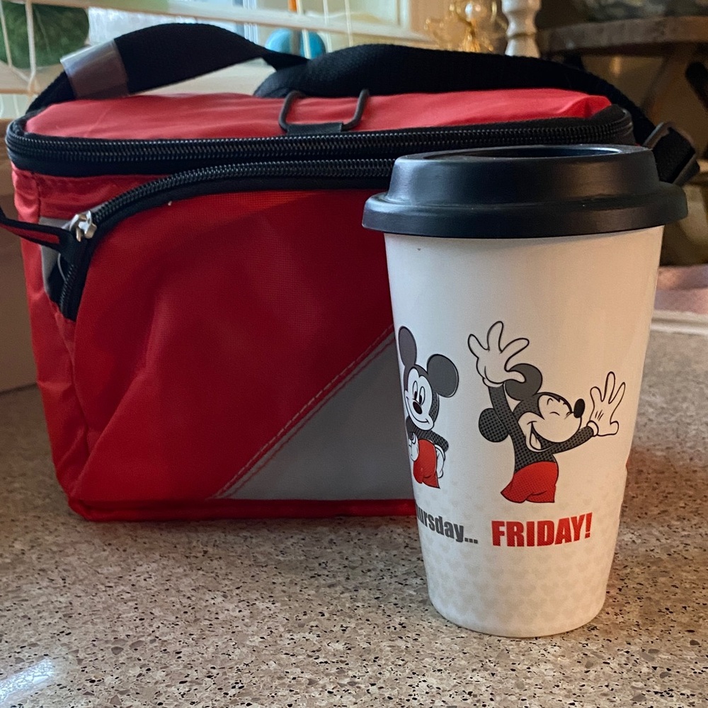NWOT=DISNEY Mickey Mouse “Days of The Week” Travel Mug